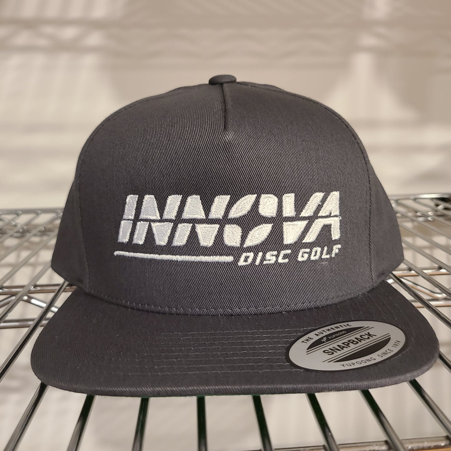 Innova Casquette 'Burst Flatbill'