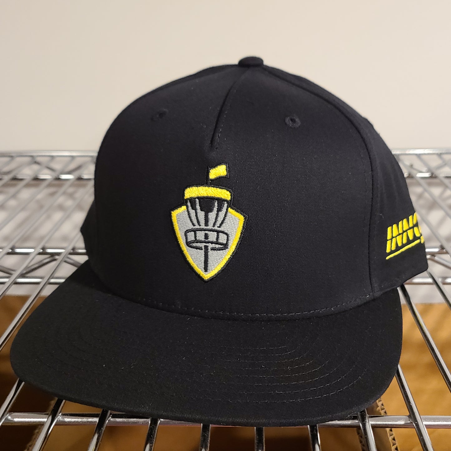 Innova Casquette 'Podium Flattbill'
